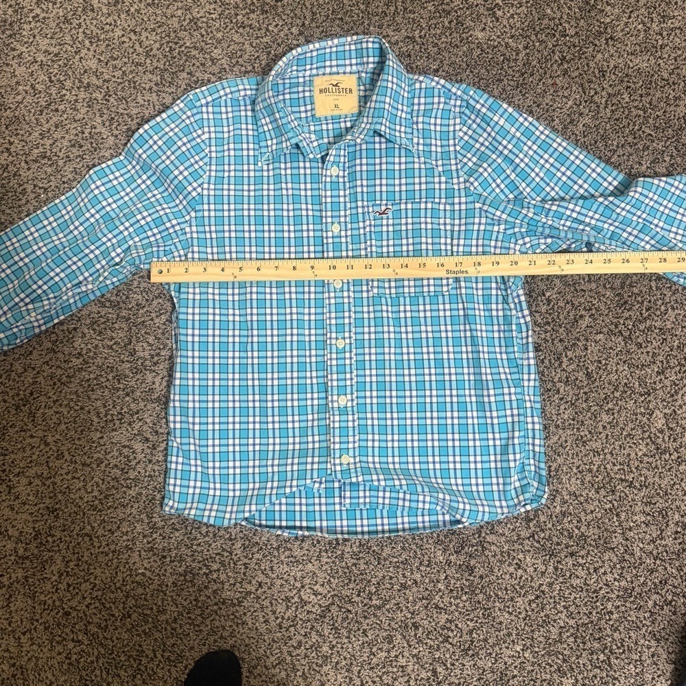 Hollister Boys XL Blue Plaid Button Down Shirt Long Sleeve Cotton Casual